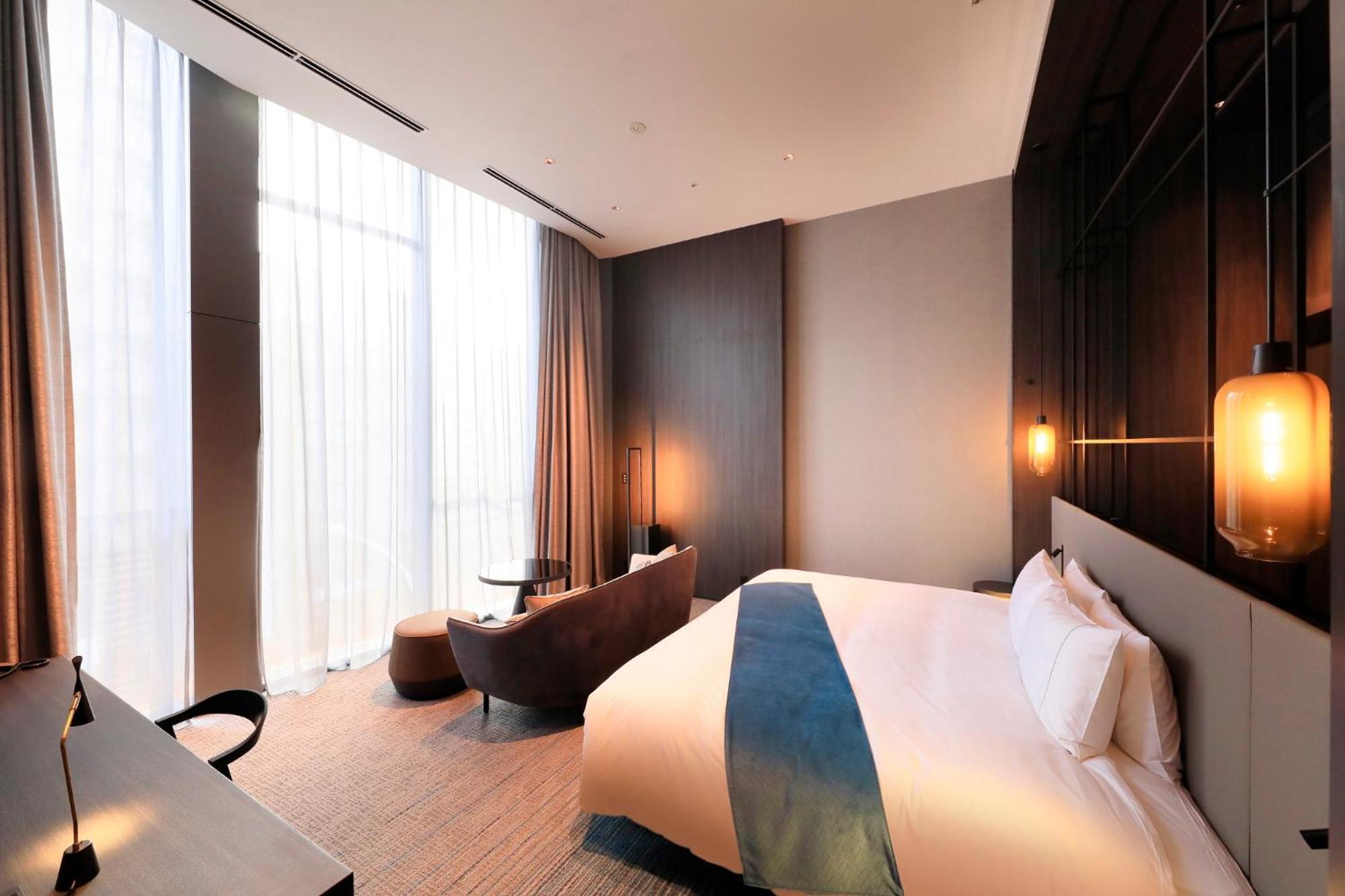 酒店 Richmond Premier Shijo 4*